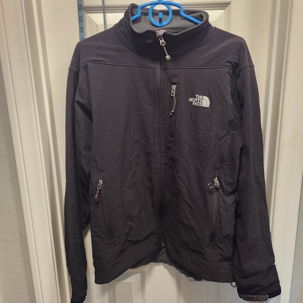 The north face apex jacket size m